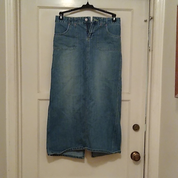 Old Navy Dresses & Skirts - Old Navy Maxi Denim Skirt